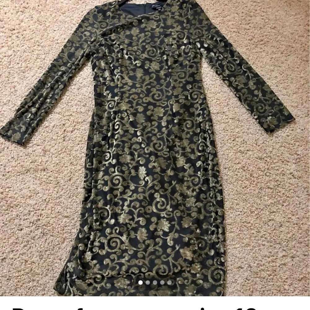 Dress - Picture 2 of 6